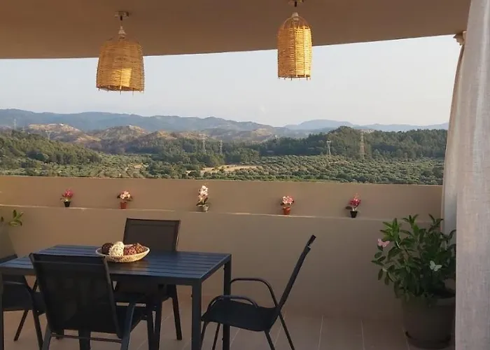 Anna\'S House Theologos