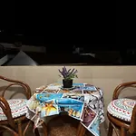 Anna\'S House Theologos